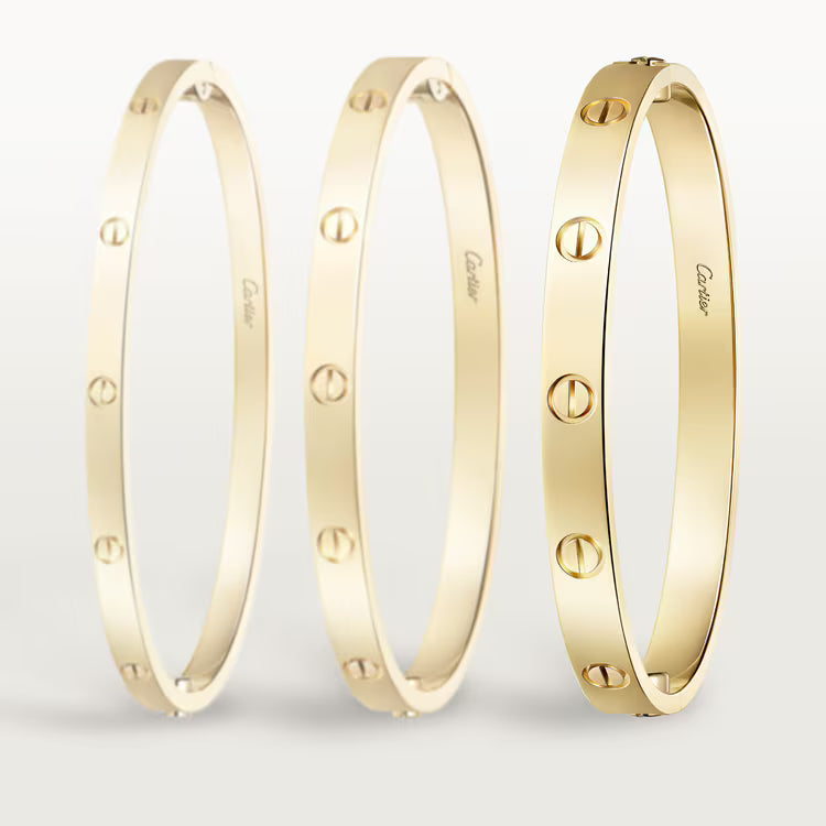Classic Love Bangle
